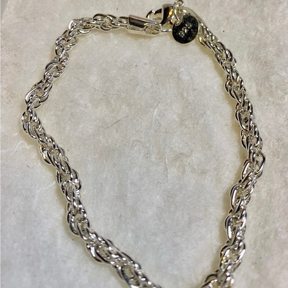 Elegant Silver Chain Bracelet